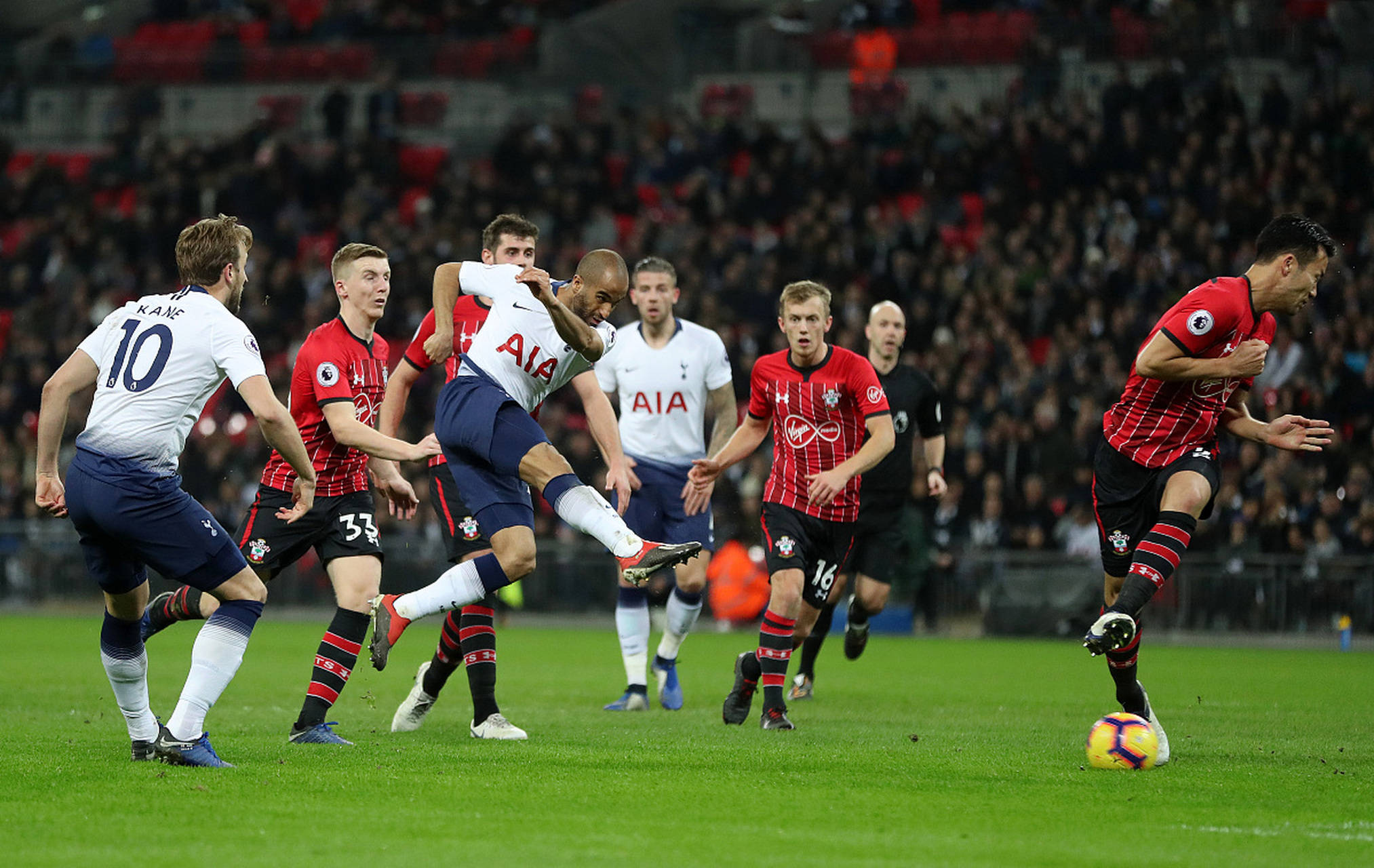 前锋位置是 前锋位置是